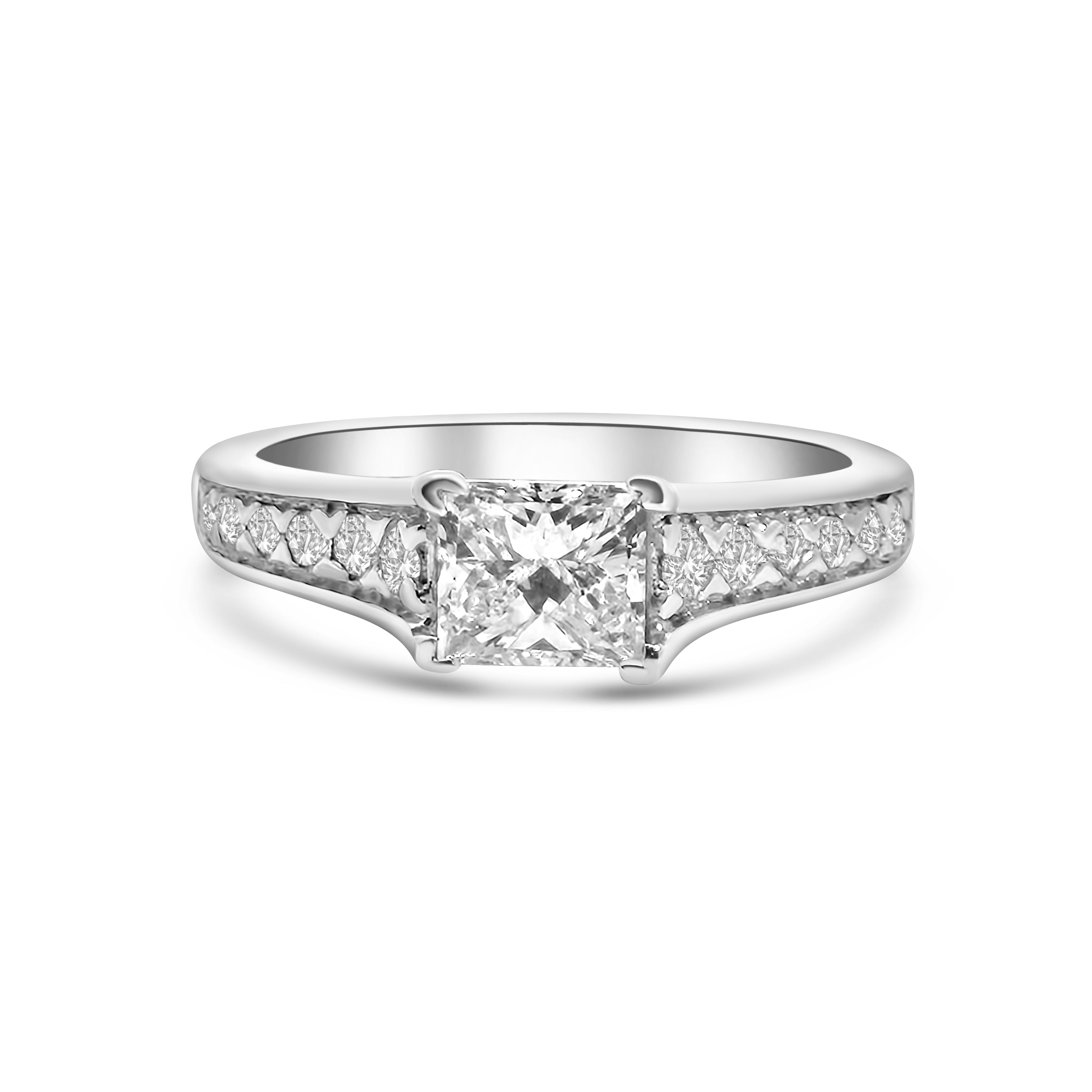 Platinum Diamond Solitaire Engagement Ring