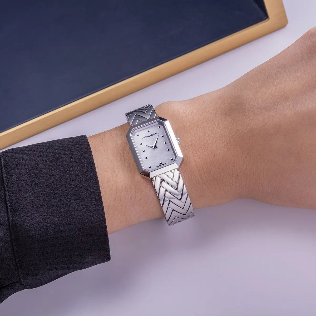 OCTOGÔNE – CHEVRONS – STEEL & MOTHER-OF-PEARL