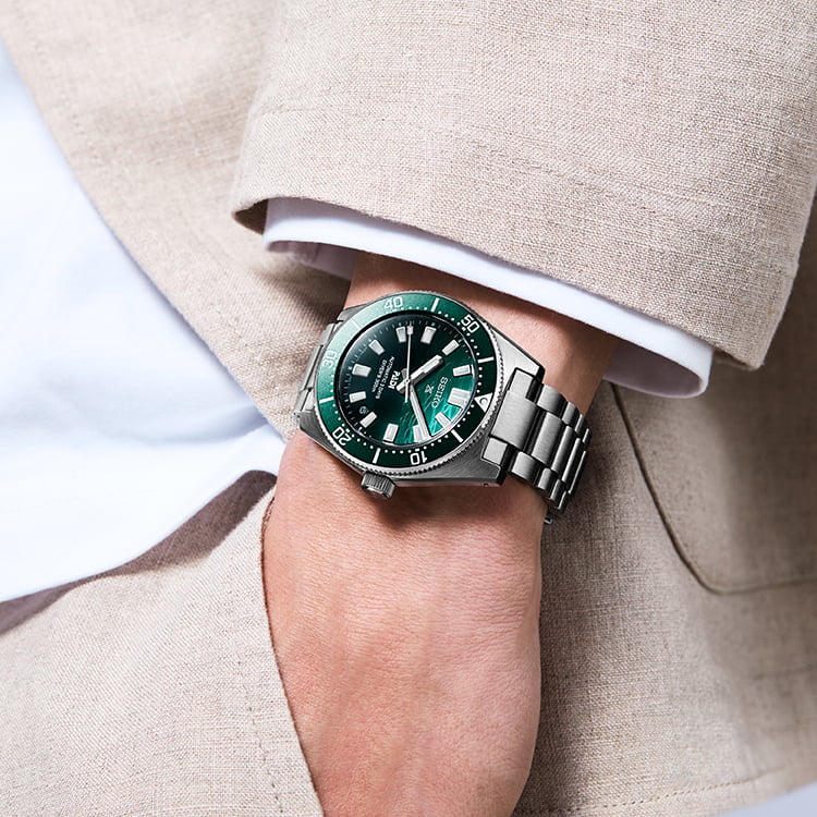 Seiko Prospex 1965 Heritage Diver’s PADI Special Edition in Green SPB501 image 2