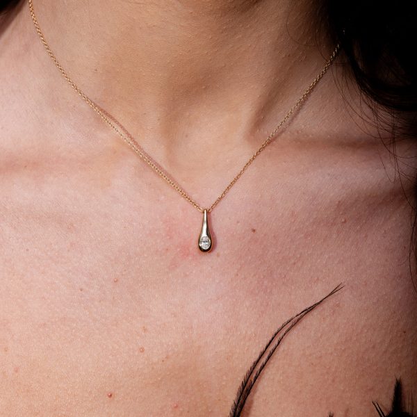 Quartermaine SGP1 18kt Gold & Diamond Signature Drop Pendant 08030001 image 1