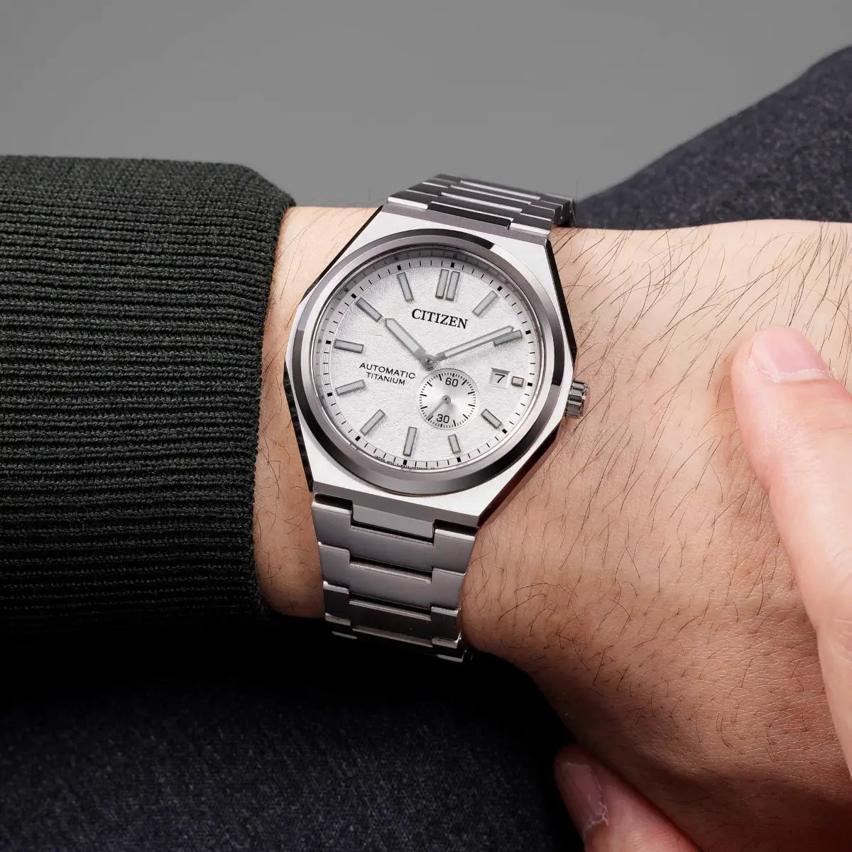 Citizen NJ0180-80A Gents Automatic Watch 26030013 image 4