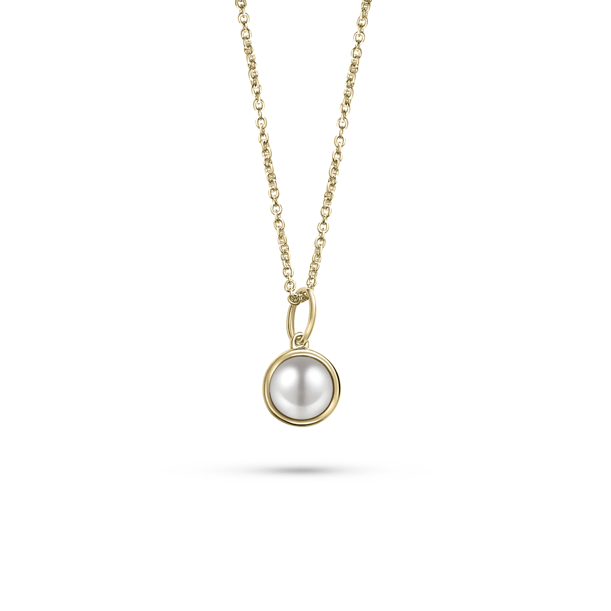 Bold Pearl Necklace