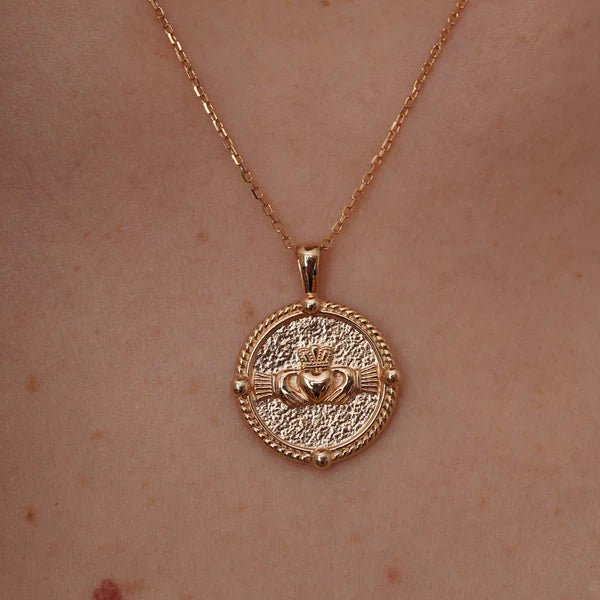 Queen of Hearts Pendant