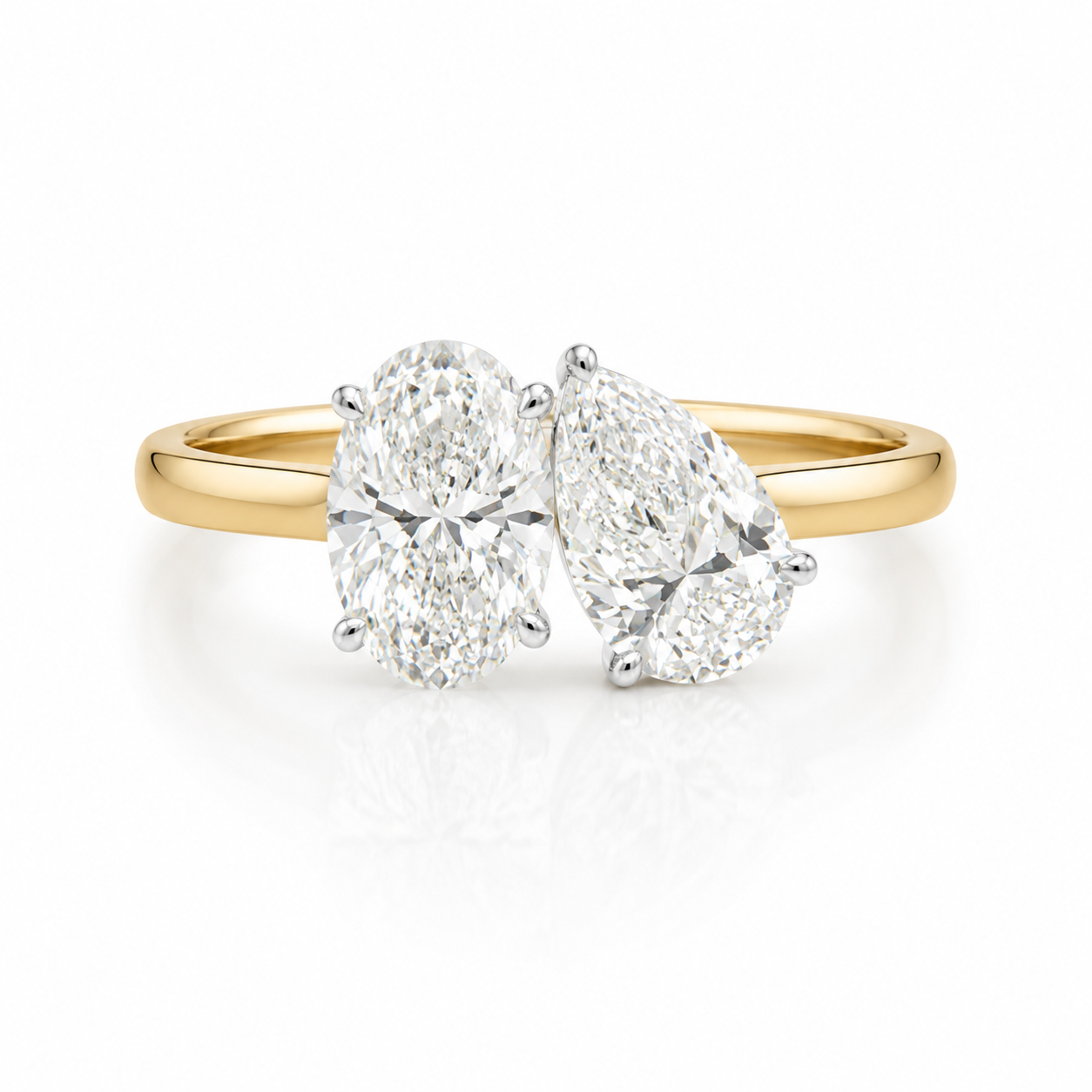 Lab Diamond 18kt Toi et Moi Engagement Ring
