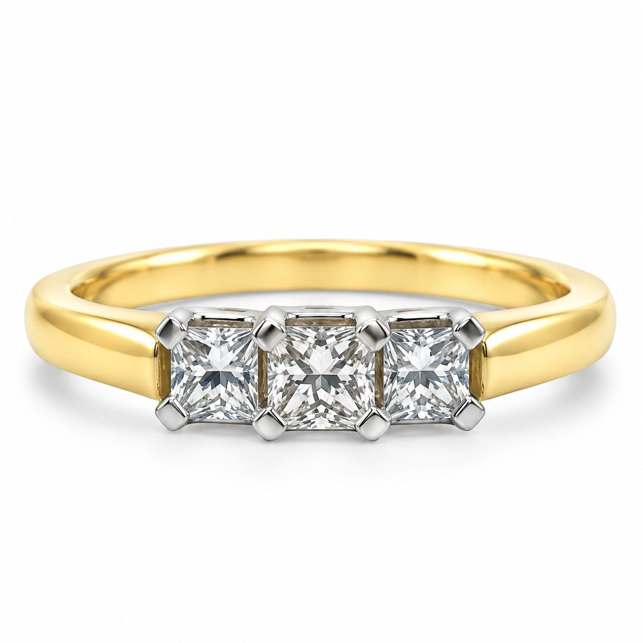 18kt Princess Cut Three Stone Diamond Engagement Ring