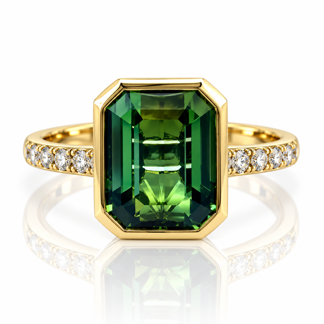 18kt Green Tourmaline and Diamond Dress Ring