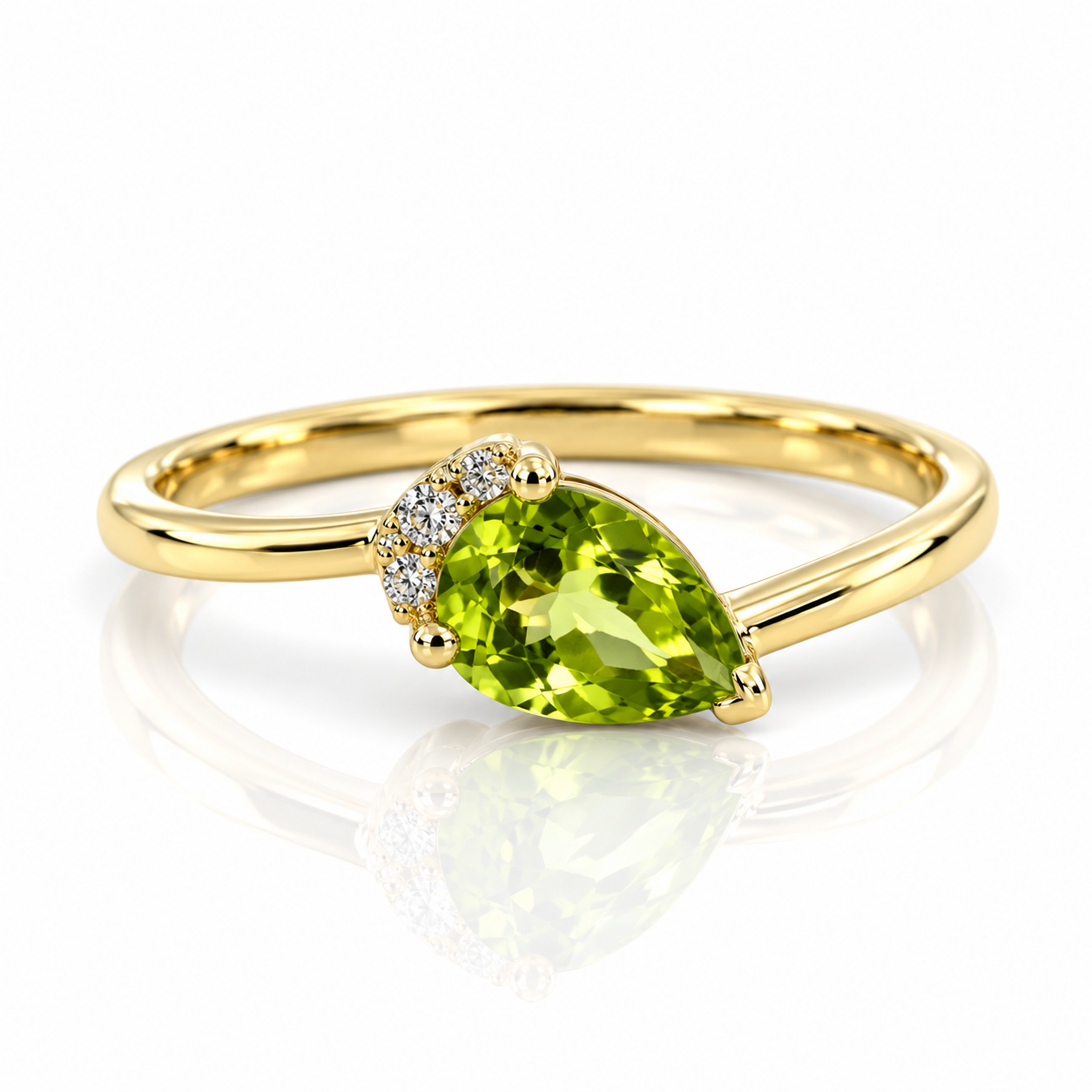 9kt Peridot and Diamond Ring