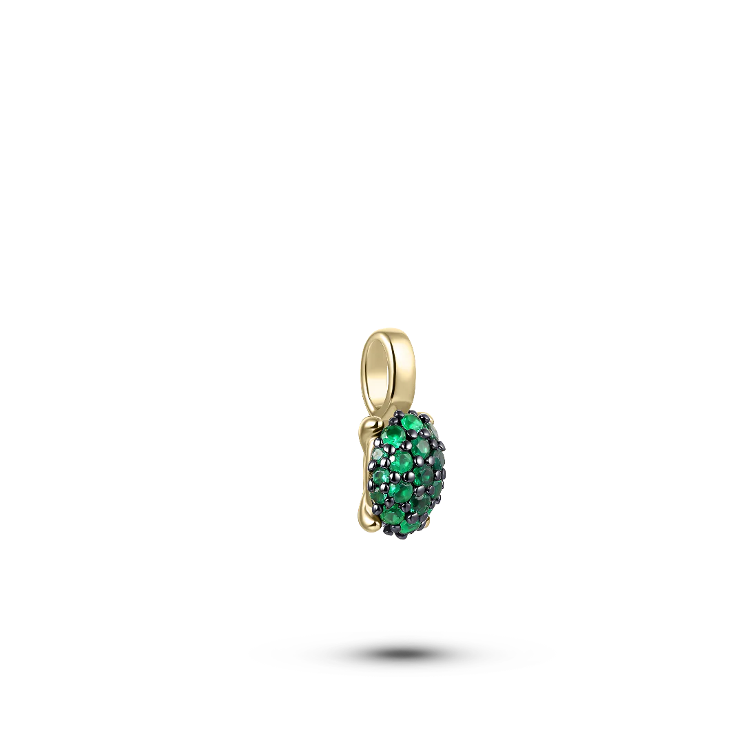 Green Oval Dashing Details Pendant