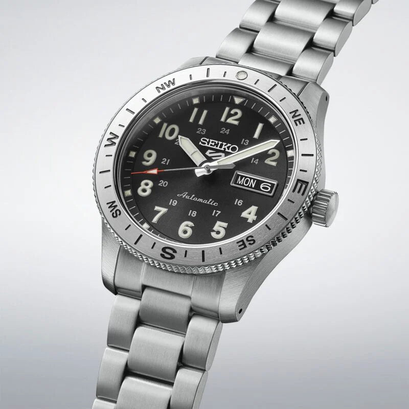 Seiko 5 Sports Field in Camo Black HDB006K1