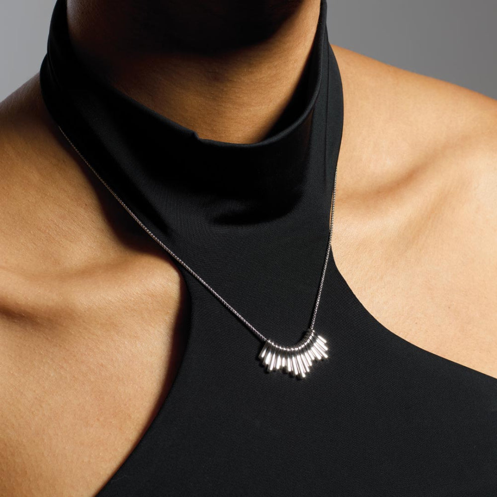 Array Luxe Dangle Necklace