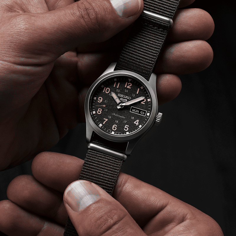 Seiko 5 ‘Green zone’ Midfield Sports Style SRPJ85K1