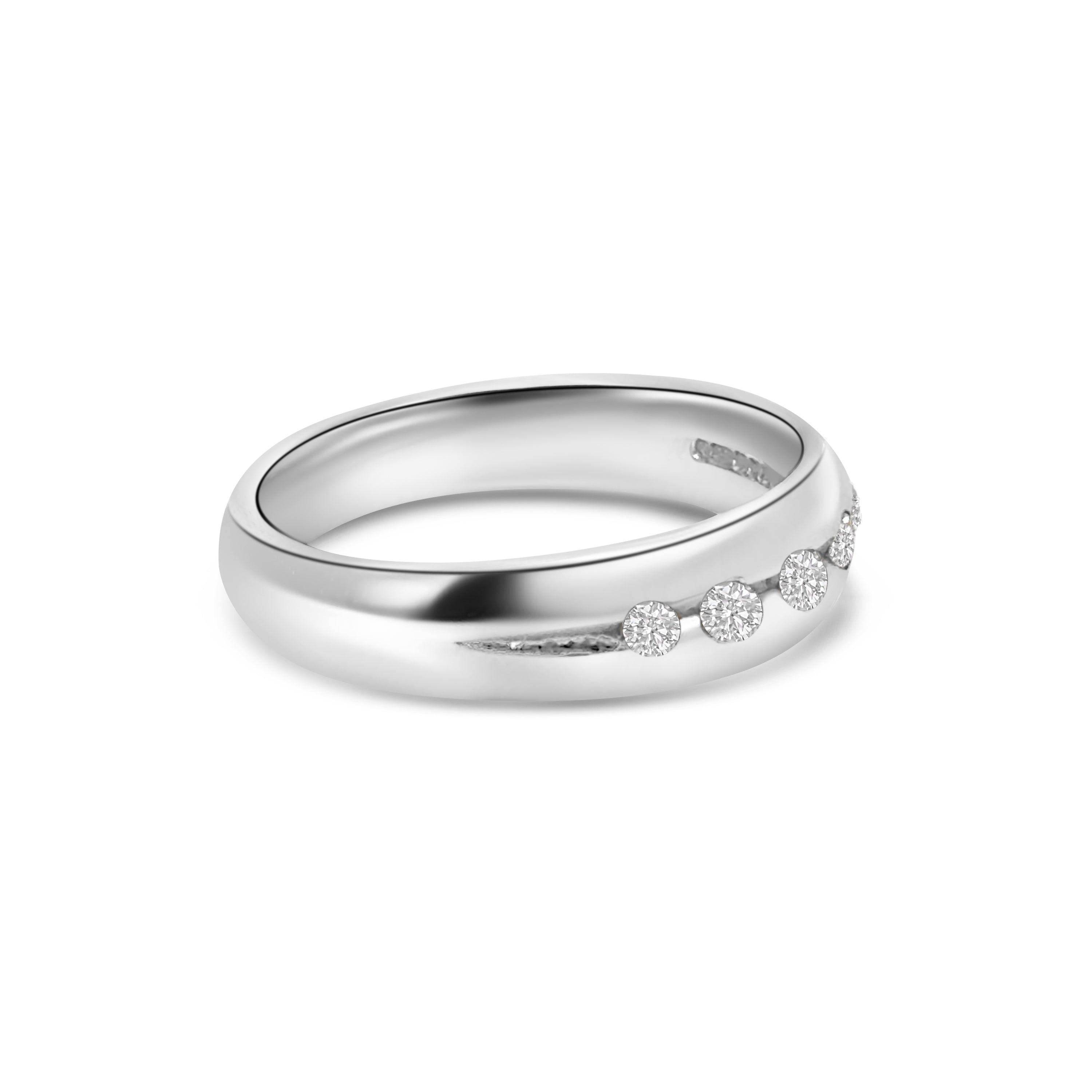 18kt 5 Stone Diamond Ring