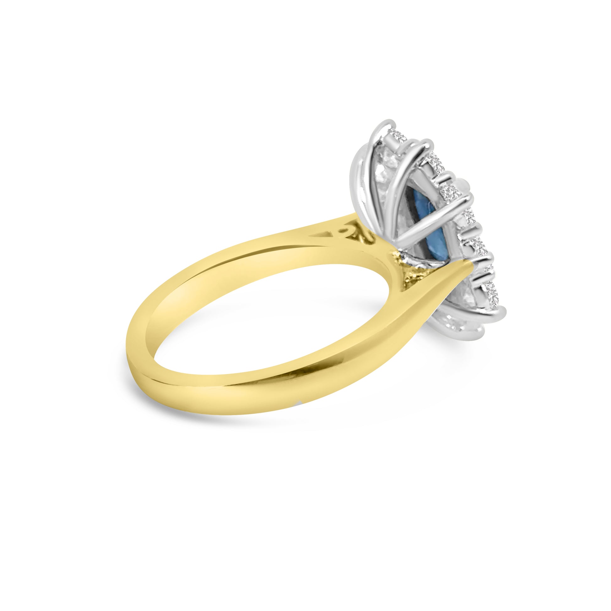 18kt Sapphire and Diamond Cluster Dress Ring