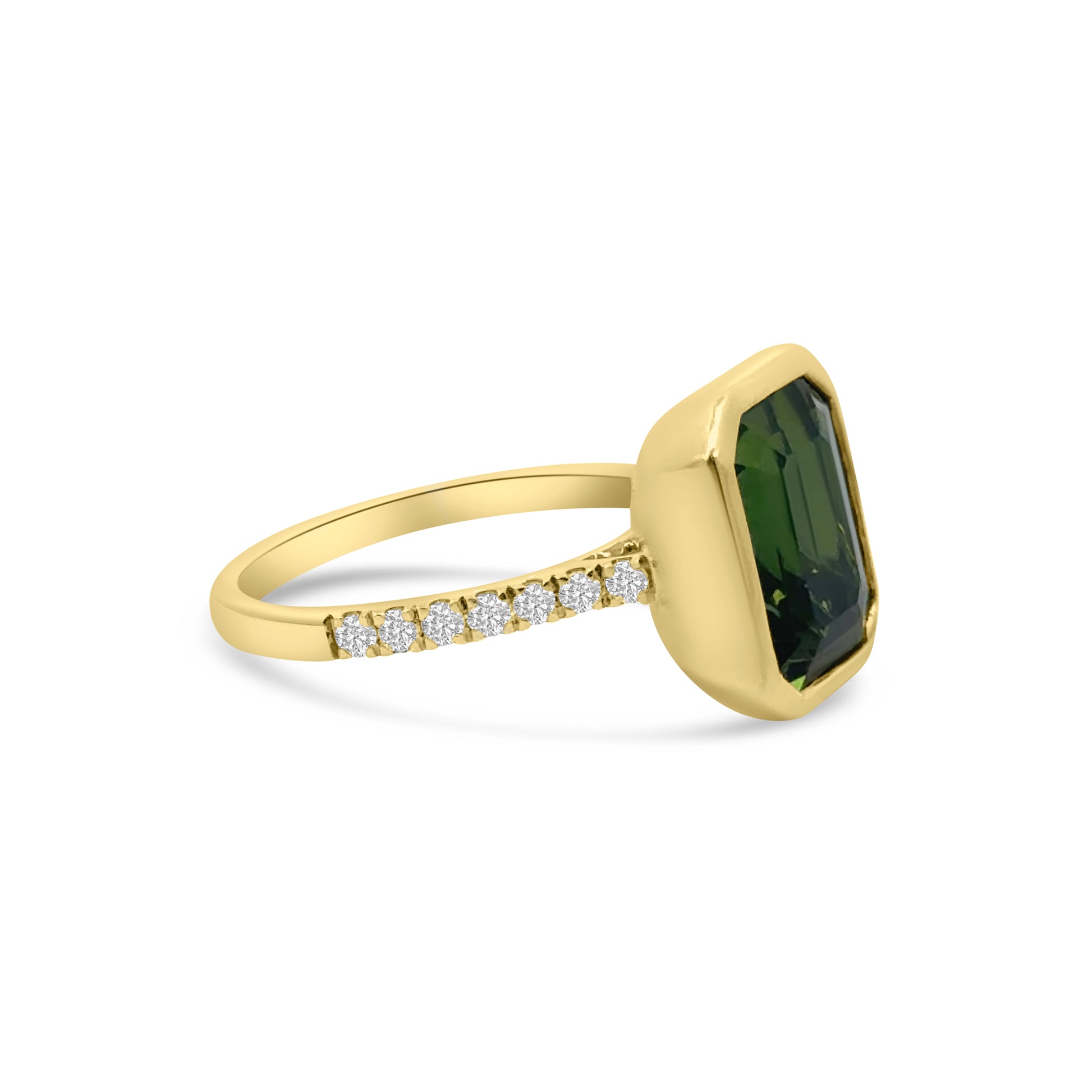 18kt Green Tourmaline and Diamond Dress Ring