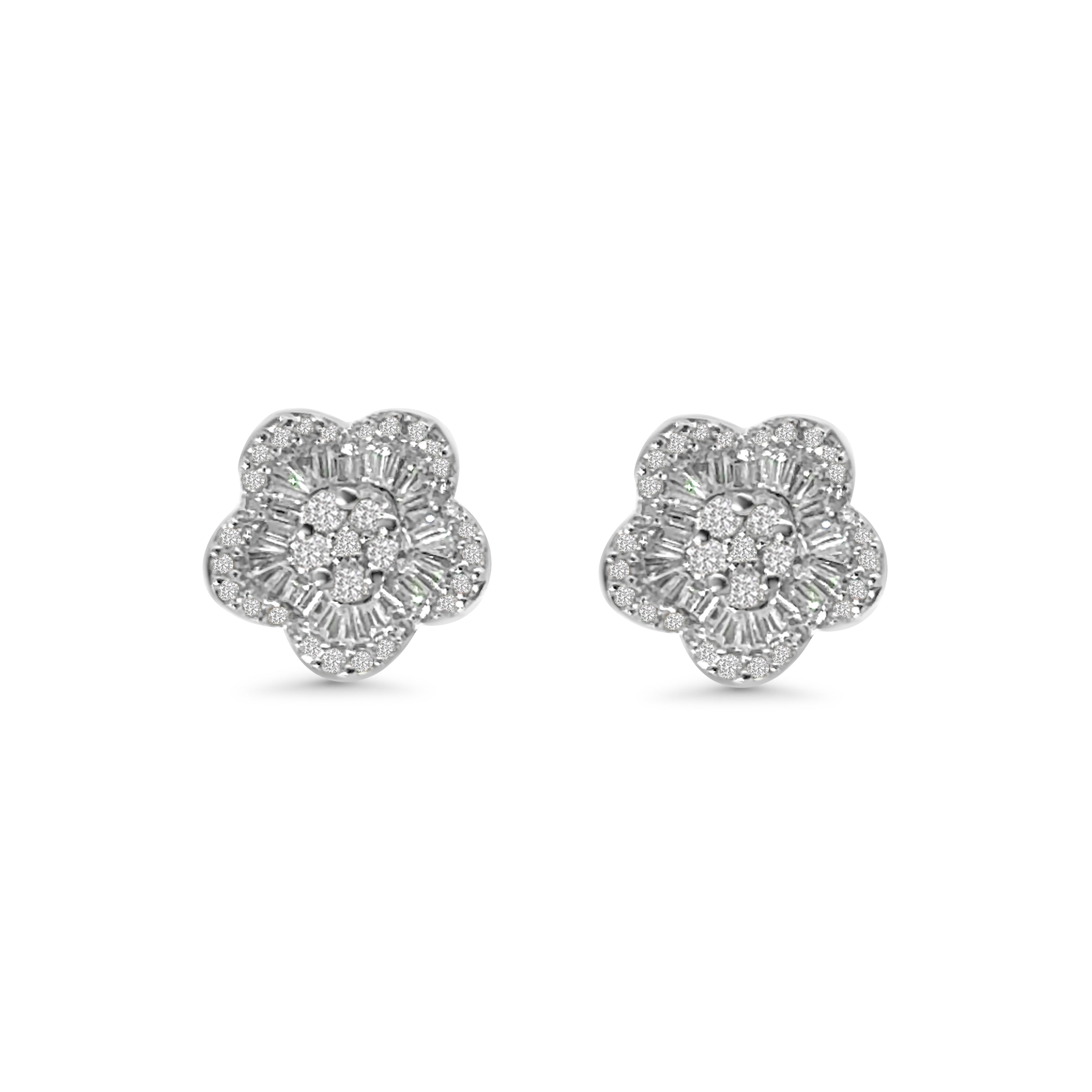 18kt Diamond Flower Earrings