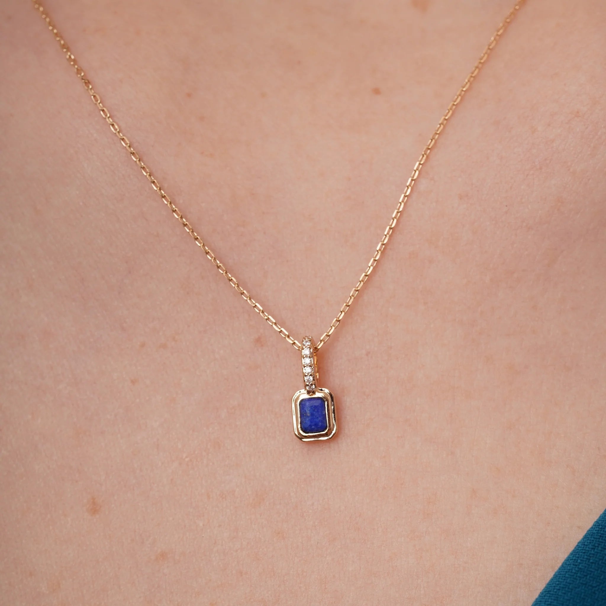 Light Beam Necklace