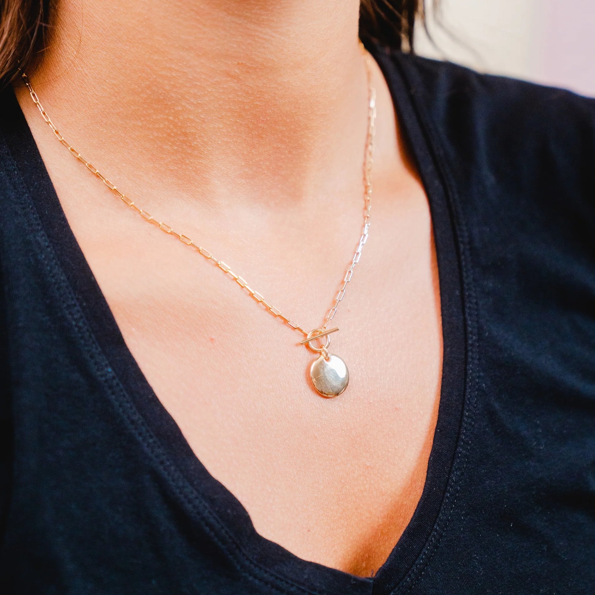 A Calming Motion Necklace image 1