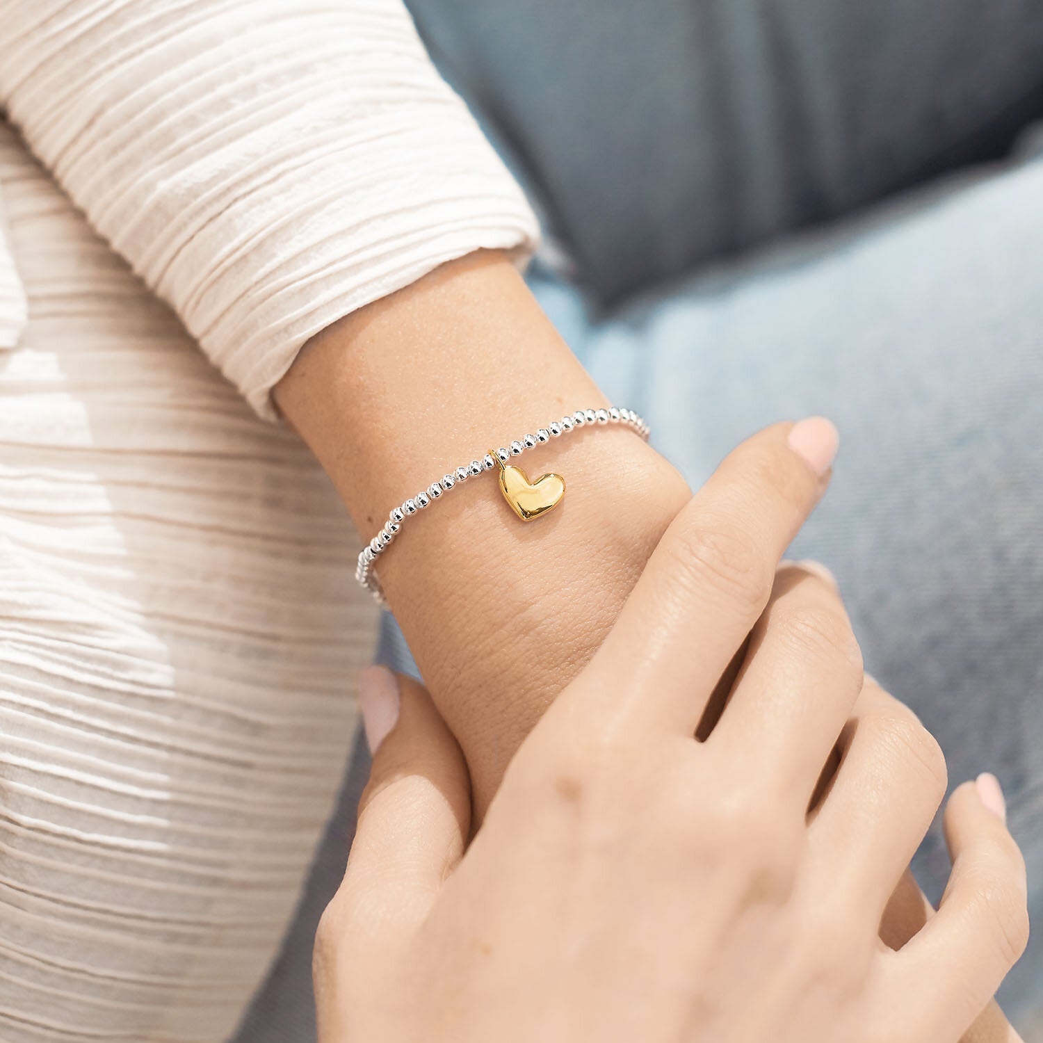 A Little 'Heart Of Gold' Bracelet image 1