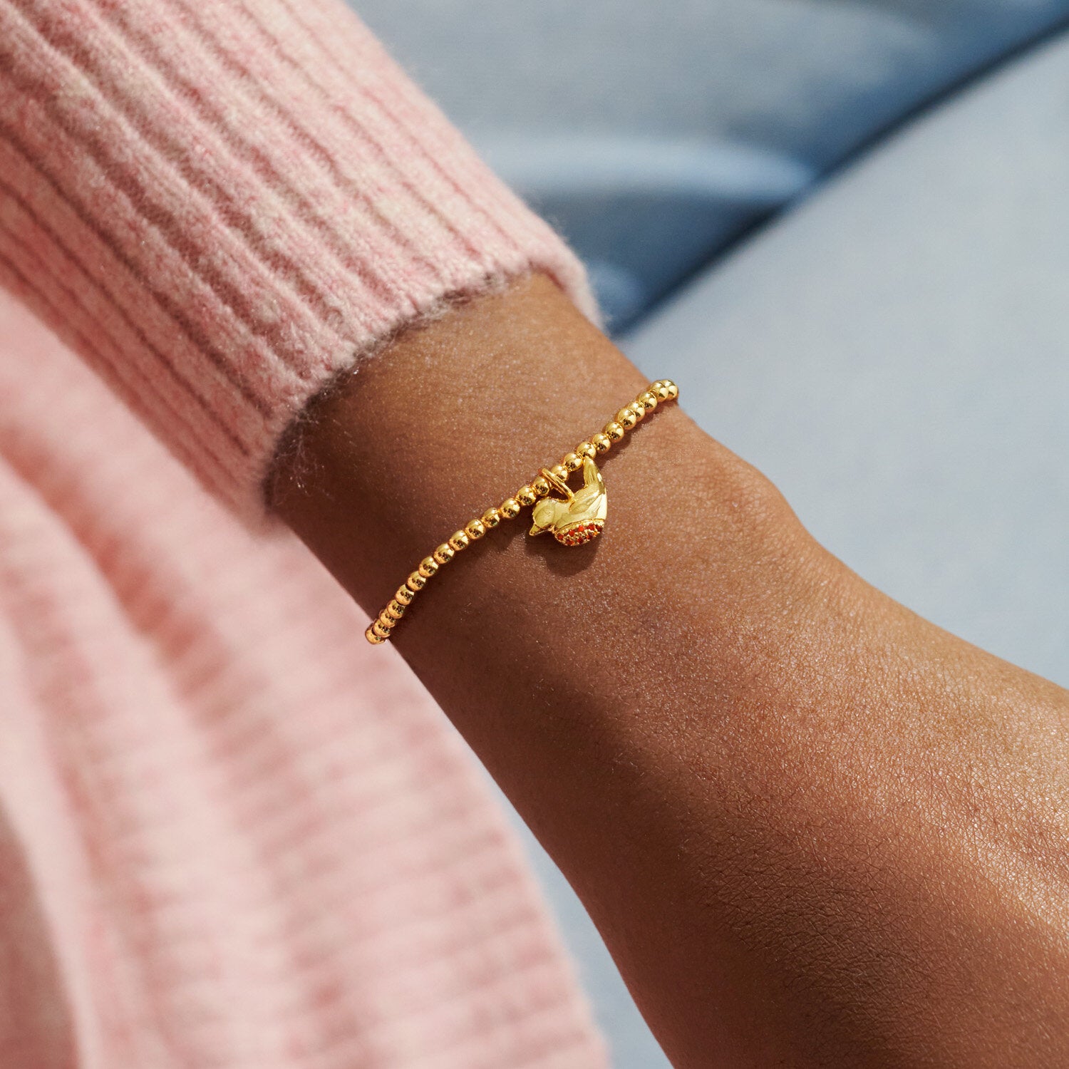 A Little 'Robins Appear When Loved Ones Are Near' Bracelet In Gold Plating image 1